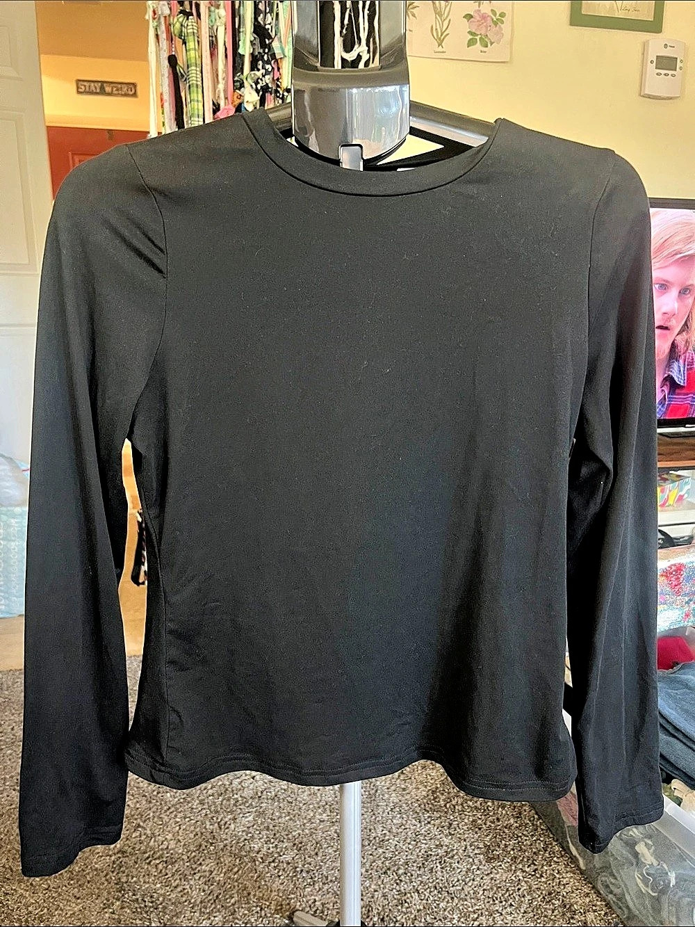 Long Sleeve Tee in Black Size XL